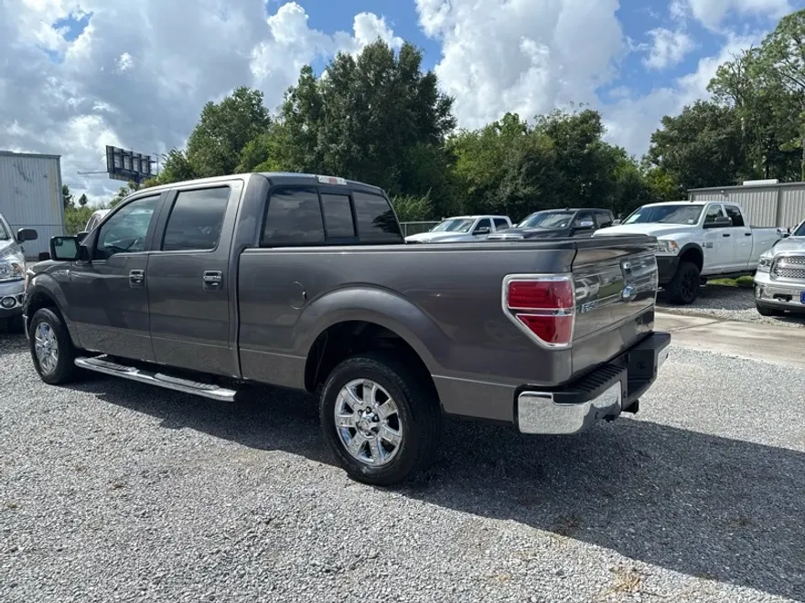 2013 Ford F-150 XLT photo 1