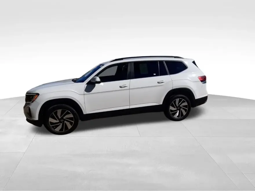 2024 Volkswagen Atlas SE Technology photo 1