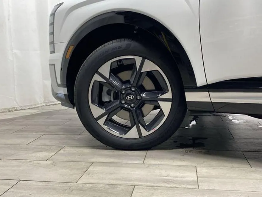 2026 Hyundai Palisade Limited photo 1