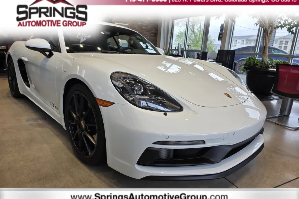 2024 Porsche Cayman GTS 4.0 photo 1