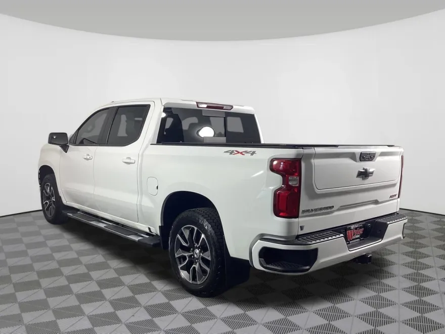 2021 Chevrolet Silverado 1500 RST photo 1