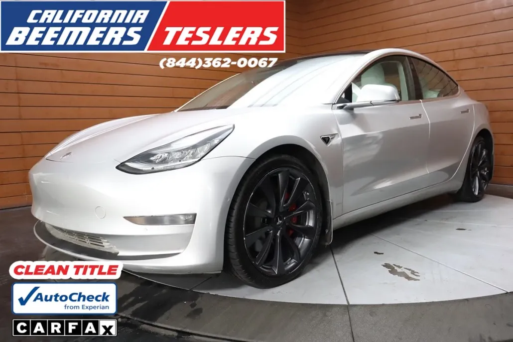 2020 Tesla Model 3 Performance photo 1
