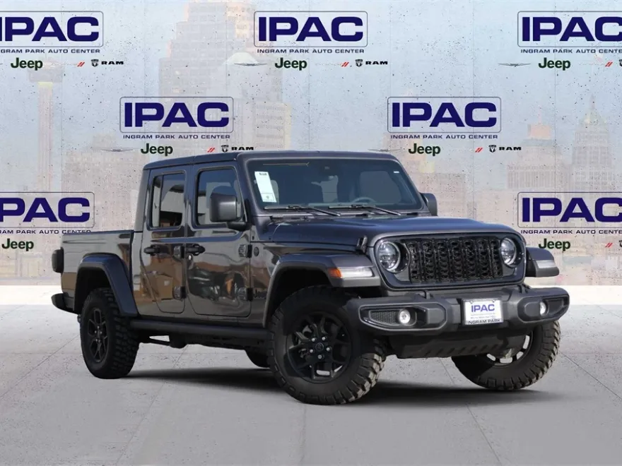 2025 Jeep Gladiator Willys photo 1