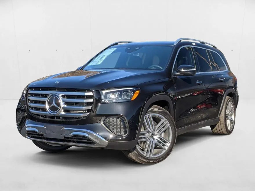 2025 Mercedes Benz GLS 450 4MATIC photo 1