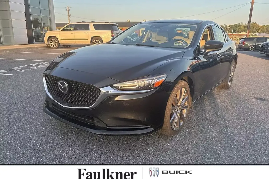 2018 Mazda Mazda6 Touring photo 1