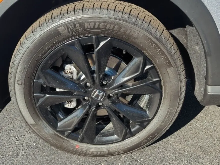 2026 Honda CR-V Hybrid Sport Touring photo 1