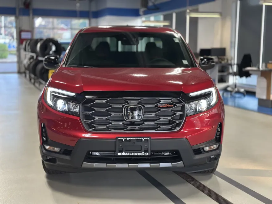 2026 Honda Ridgeline TrailSport photo 1