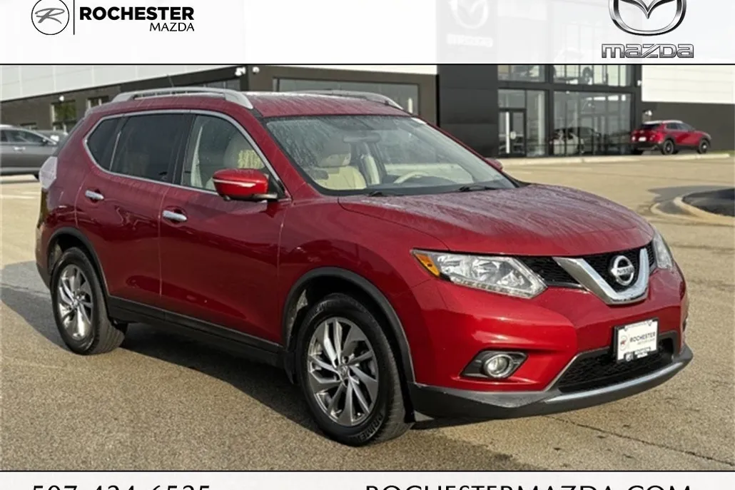 2015 Nissan Rogue SL photo 1