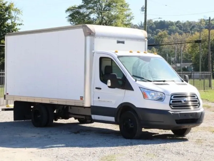2018 Ford Transit Cutaway Van photo 1