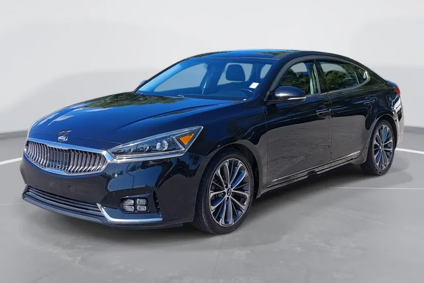 2017 Kia Cadenza Technology photo 1