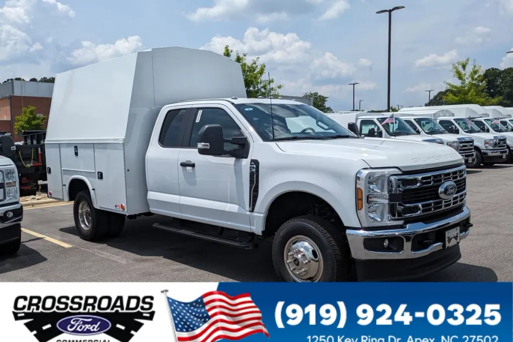 2025 Ford F-350 XL photo 1
