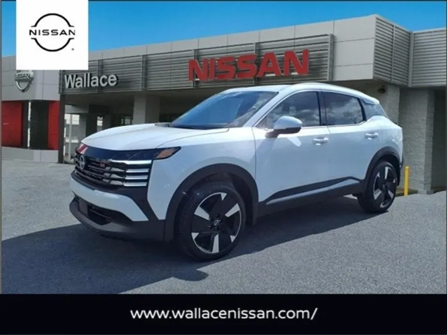 2025 Nissan Kicks SR photo 1
