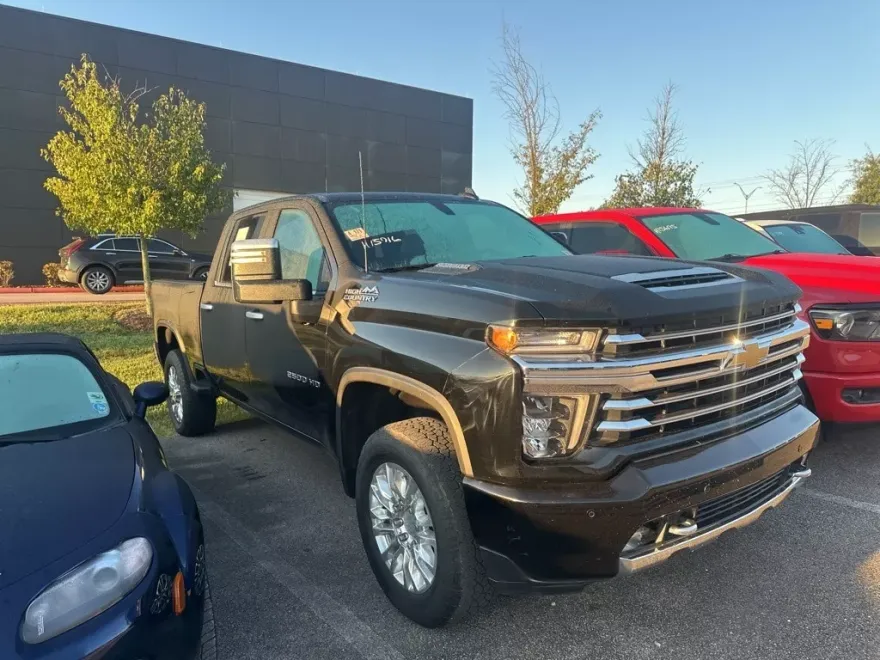 2023 Chevrolet Silverado 2500HD High Country photo 1