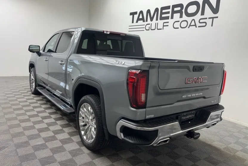 2025 Gmc Sierra 1500 SLT photo 1
