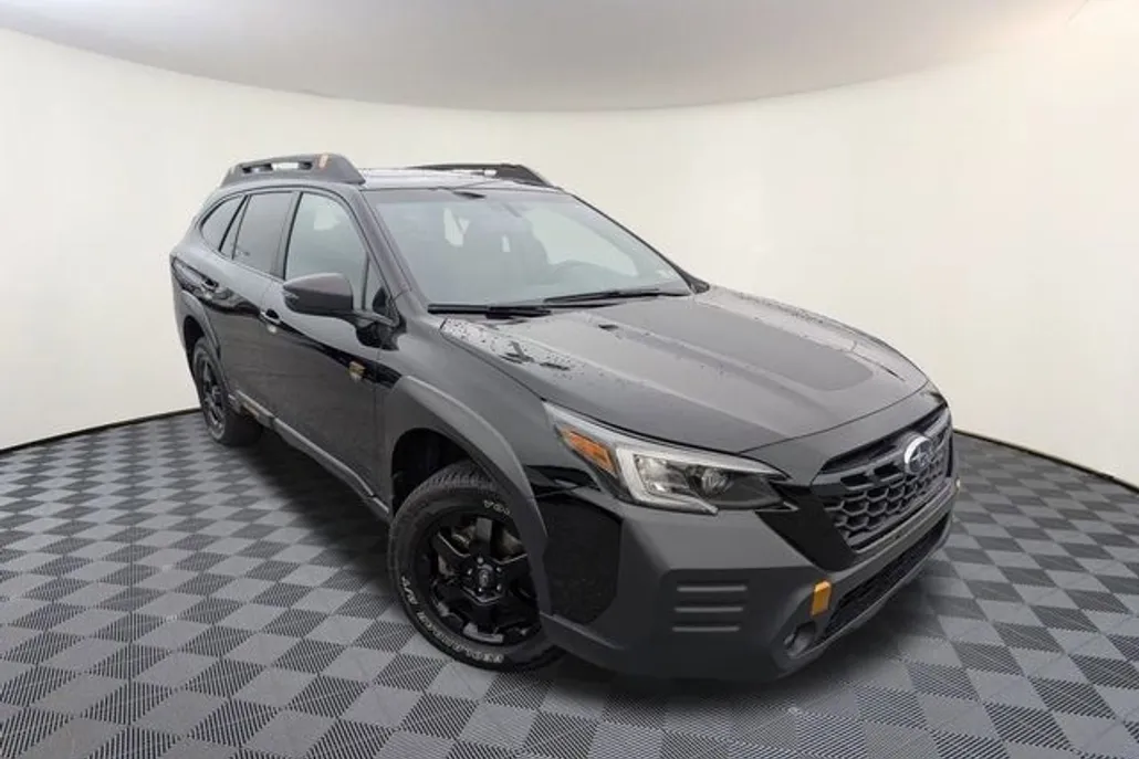 2022 Subaru Outback Wilderness photo 1