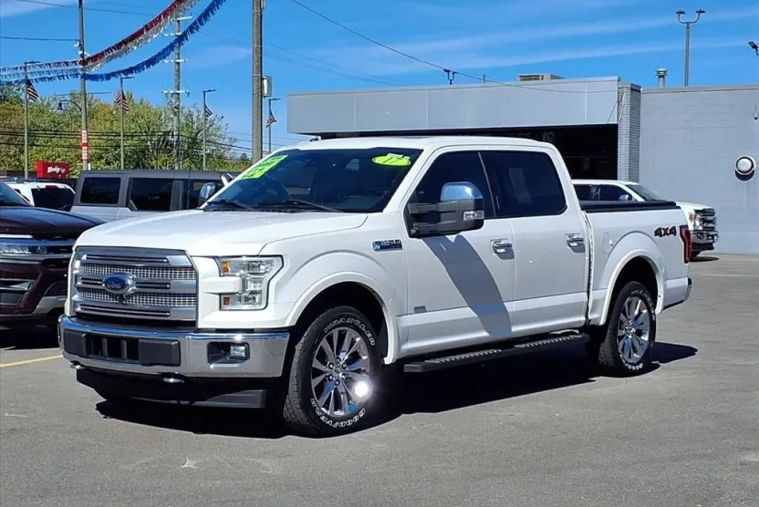 2017 Ford F-150 Lariat photo 1