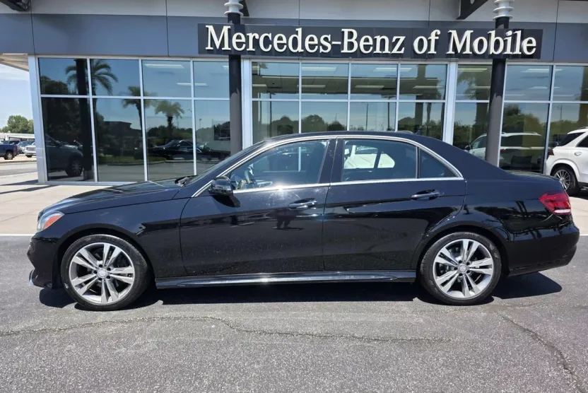 2014 Mercedes Benz E Sport Sedan photo 1