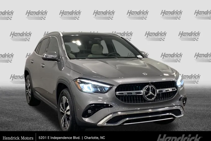 2026 Mercedes Benz GLA 250 photo 1