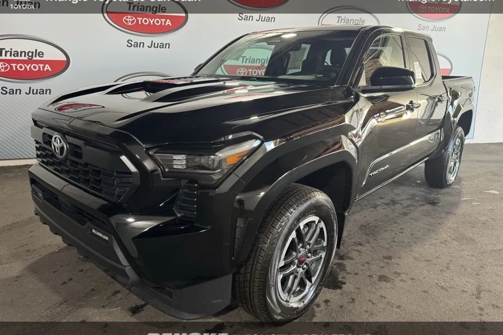 2025 Toyota Tacoma photo 1