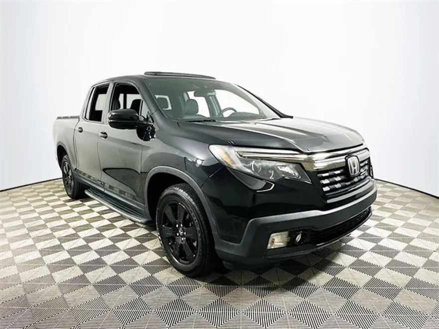2017 Honda Ridgeline Black Edition photo 1