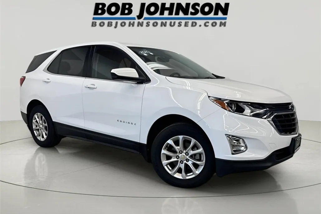 2020 Chevrolet Equinox LT photo 1