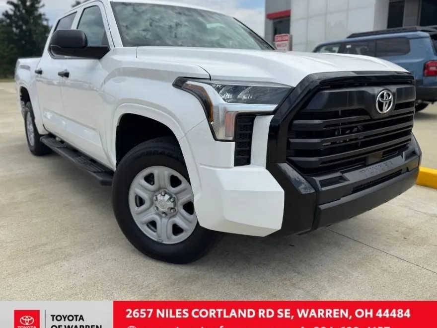 2023 Toyota Tundra SR photo 1