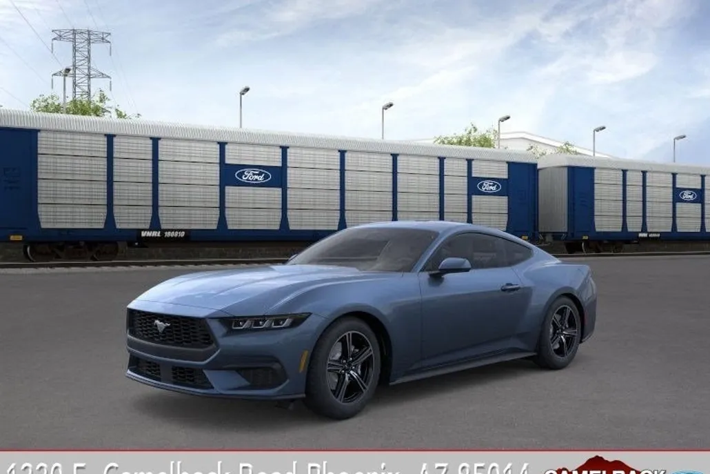 2025 Ford Mustang EcoBoost photo 1