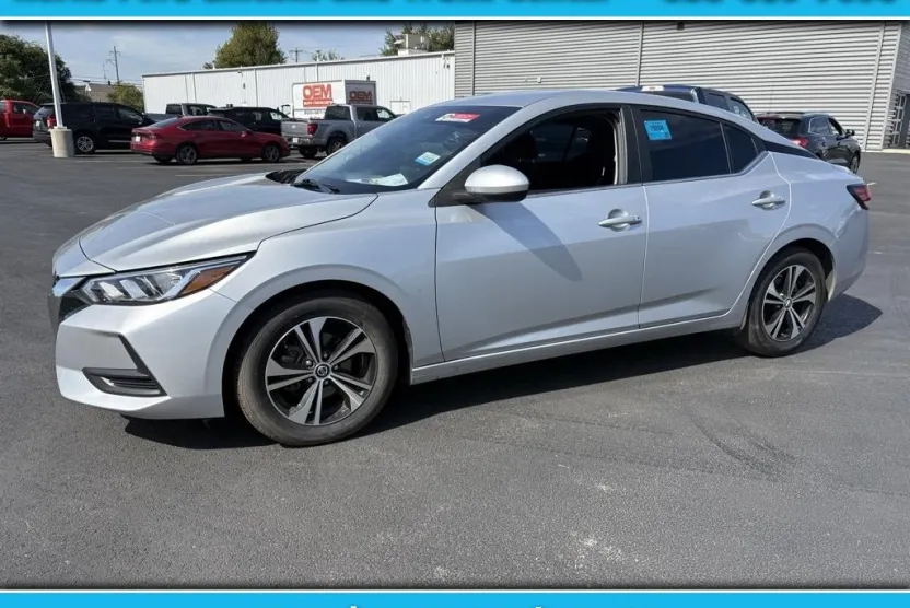 2023 Nissan Sentra SV photo 1