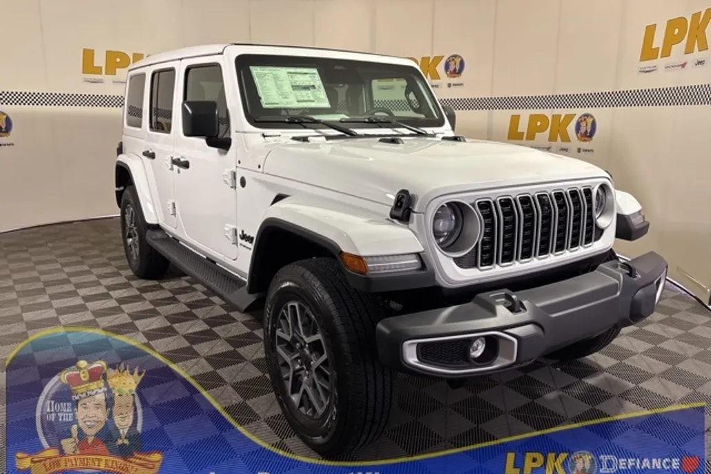 2025 Jeep Wrangler Sahara photo 1