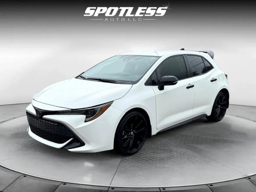 2022 Toyota Corolla SE Nightshade Edition photo 1