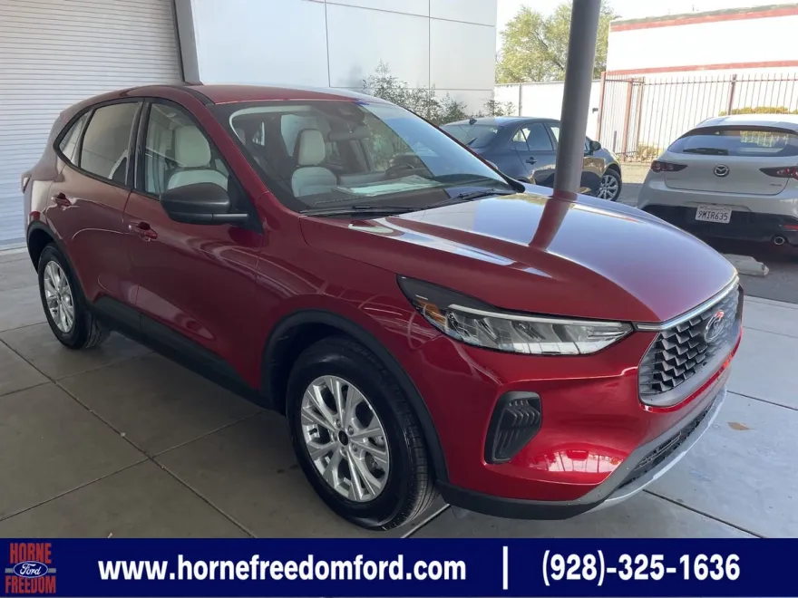 2025 Ford Escape Active photo 1
