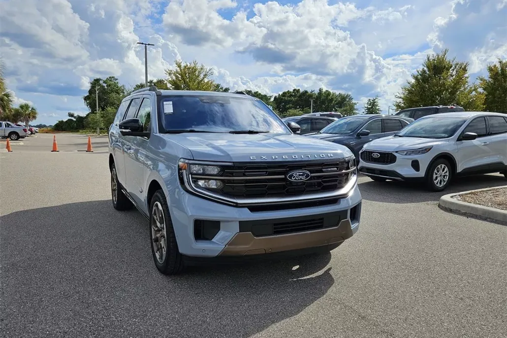2025 Ford Expedition King Ranch photo 1