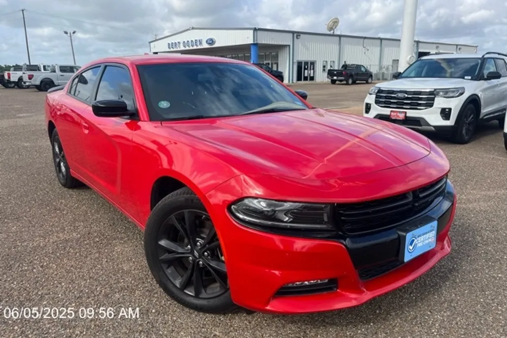 2023 Dodge Charger SXT photo 1