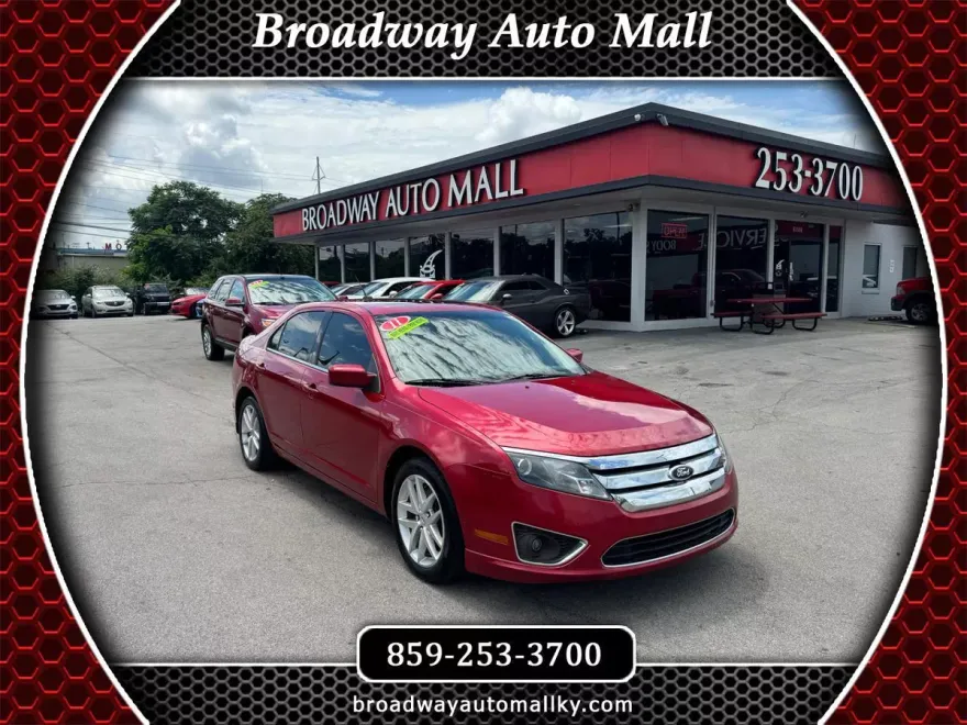 2011 Ford Fusion SEL photo 1