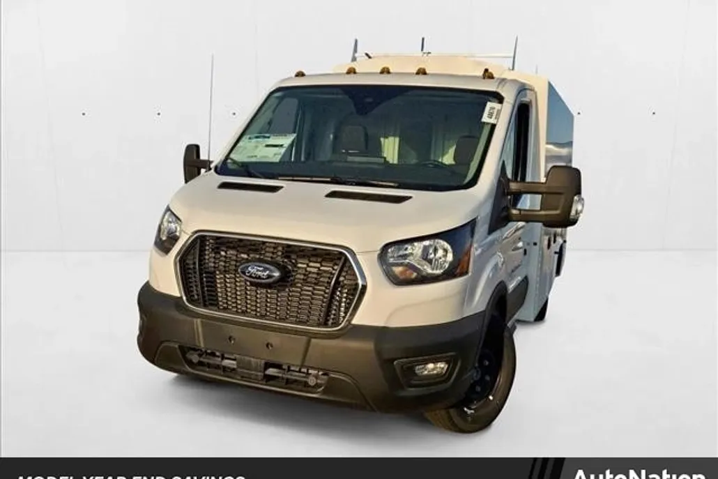 2024 Ford Transit photo 1