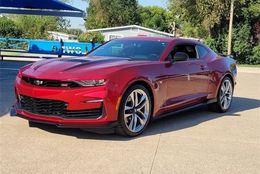 2023 Chevrolet Camaro 2SS photo 1