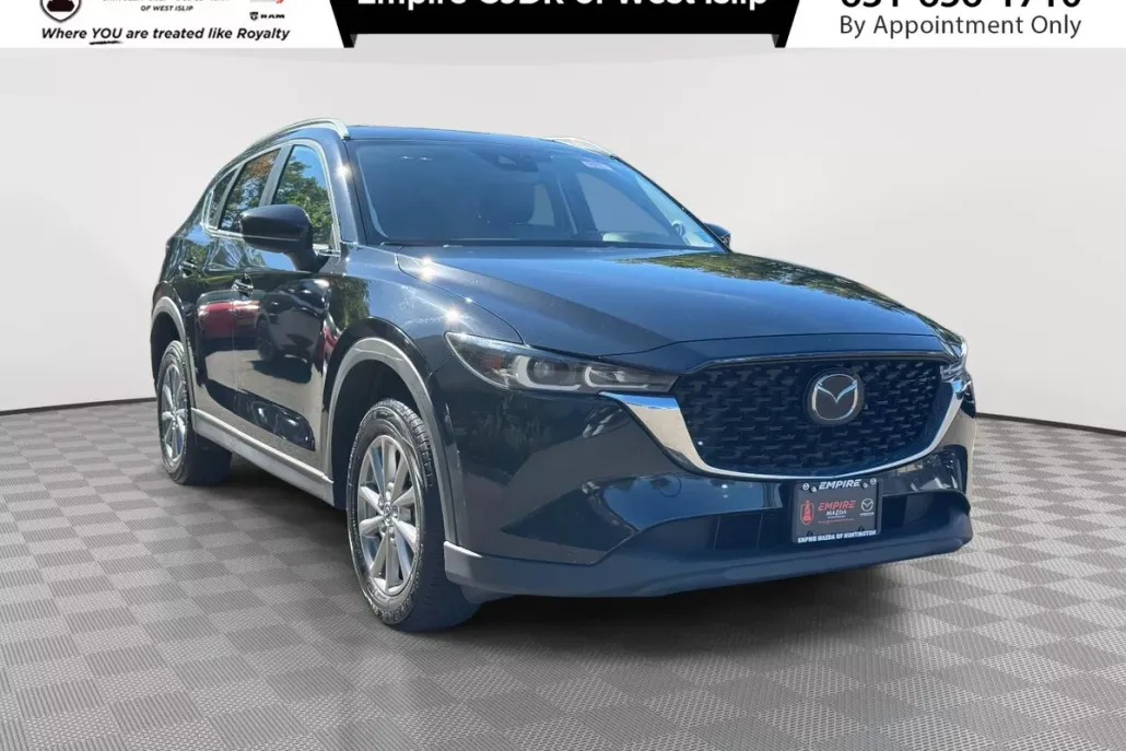 2023 Mazda CX-5 2.5 S Preferred photo 1