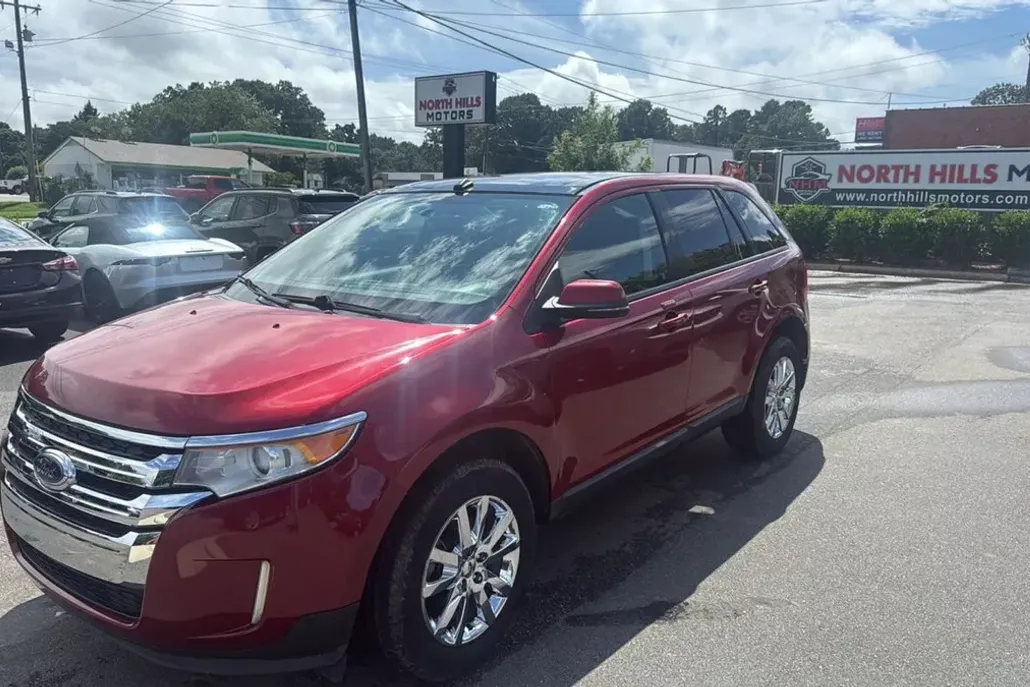 2013 Ford Edge SEL Sport photo 1