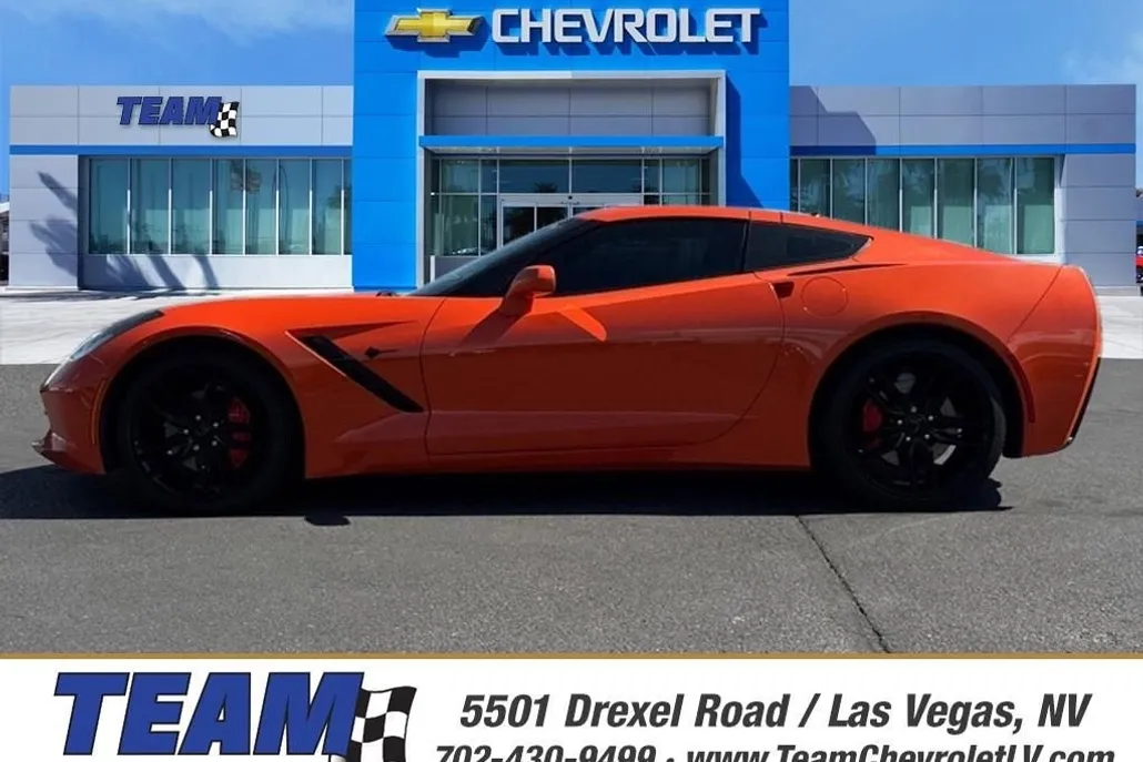 2019 Chevrolet Corvette Stingray 1LT photo 1