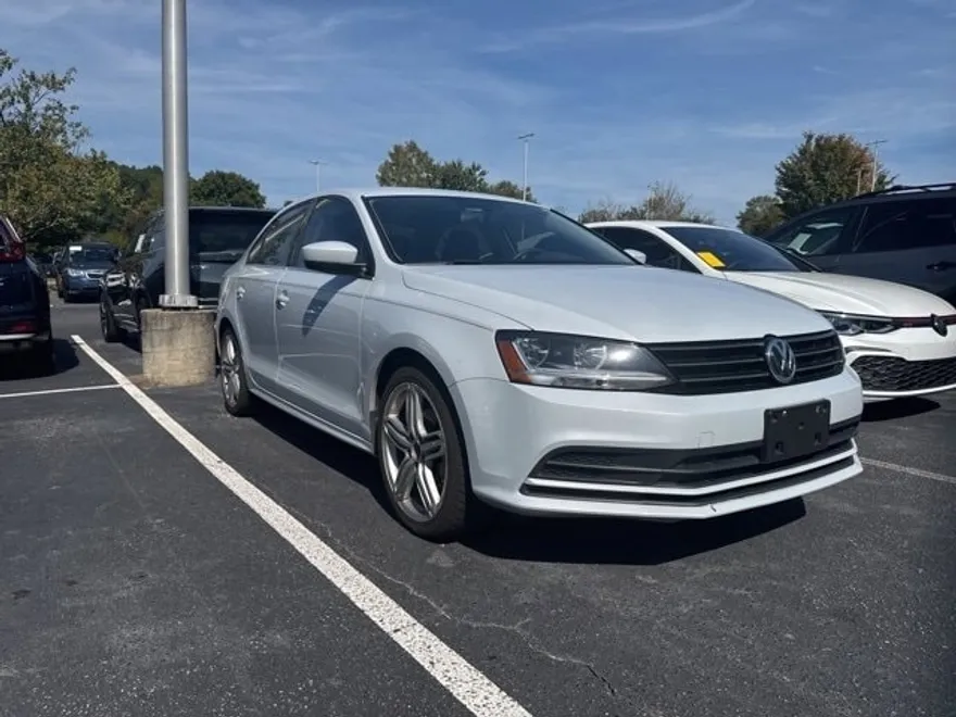 2017 Volkswagen Jetta 1.4T S photo 1