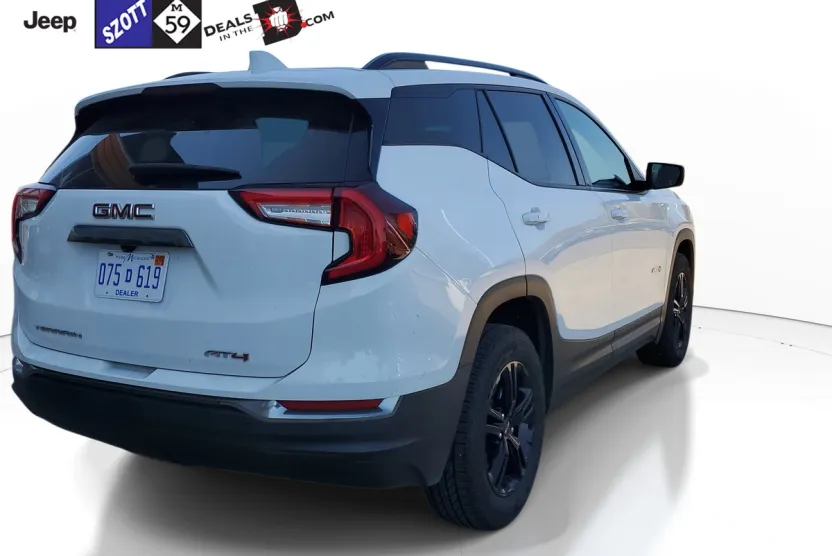 2023 Gmc Terrain AT4 photo 1