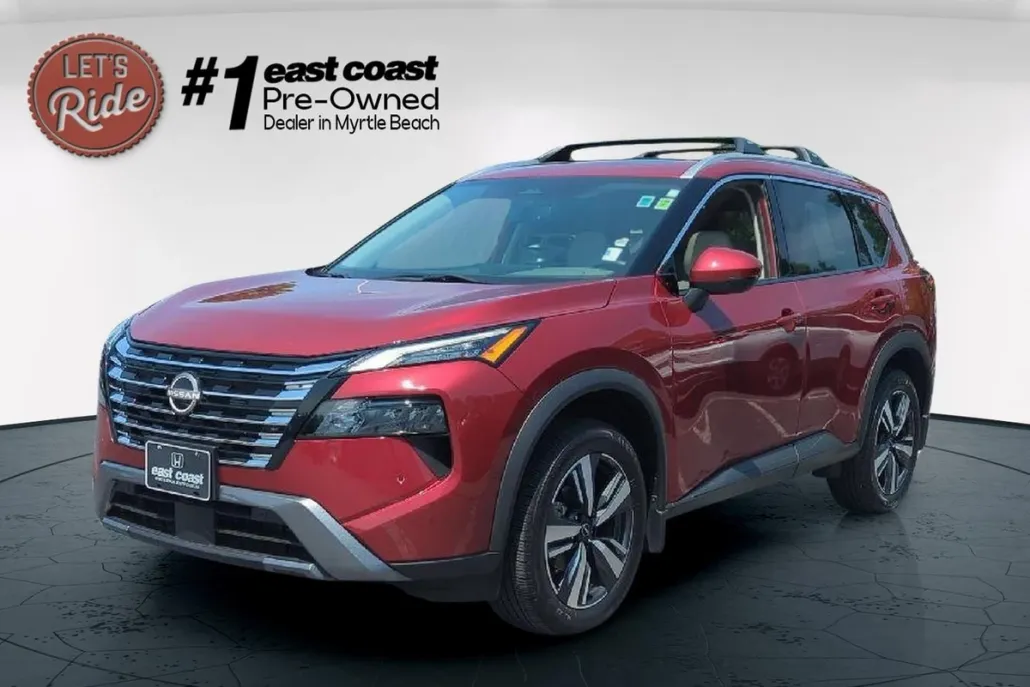 2024 Nissan Rogue SL photo 1