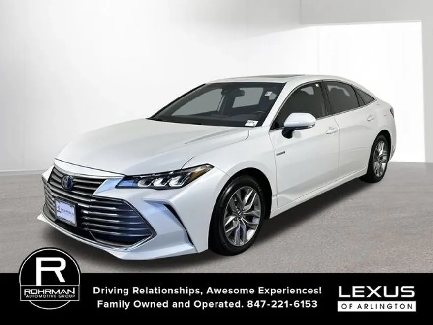 2019 Toyota Avalon Hybrid XLE XSE Limited photo 1