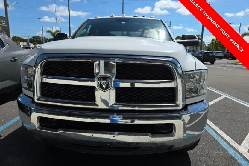2016 Ram 3500 Tradesman photo 1