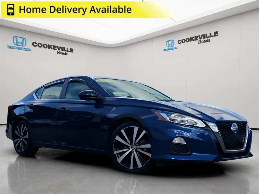 2022 Nissan Altima 2.5 SR photo 1