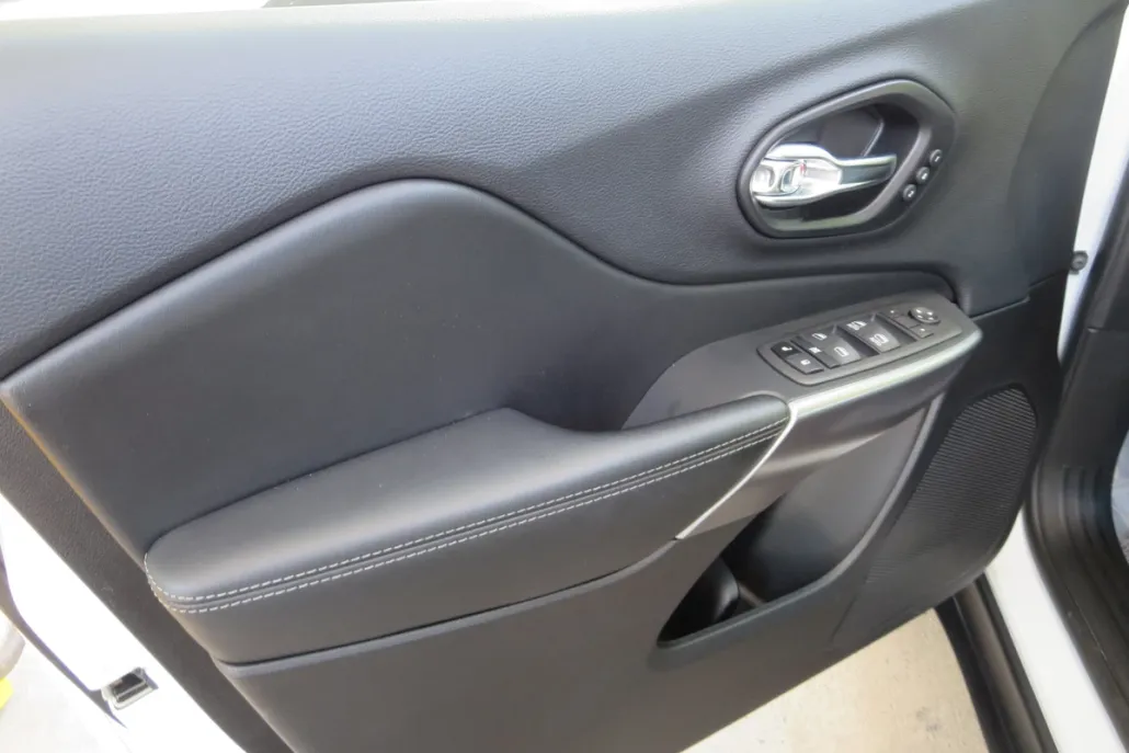 2022 Jeep Cherokee Limited photo 1