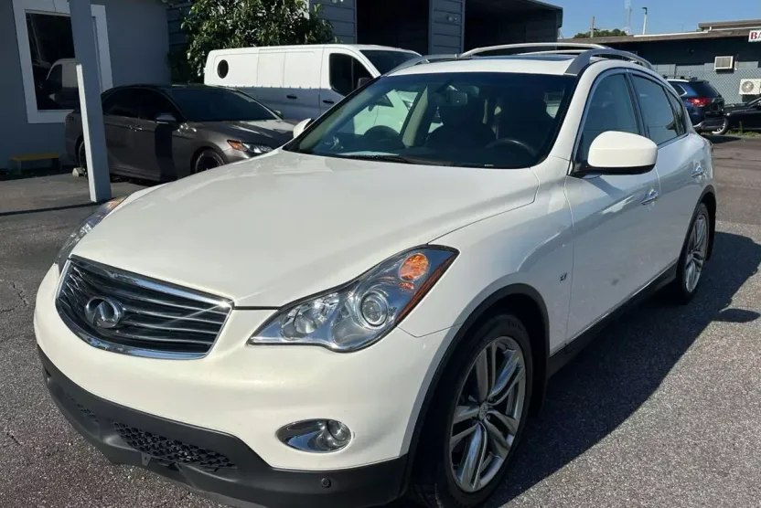 2015 Infiniti QX50 Journey SPORT photo 1
