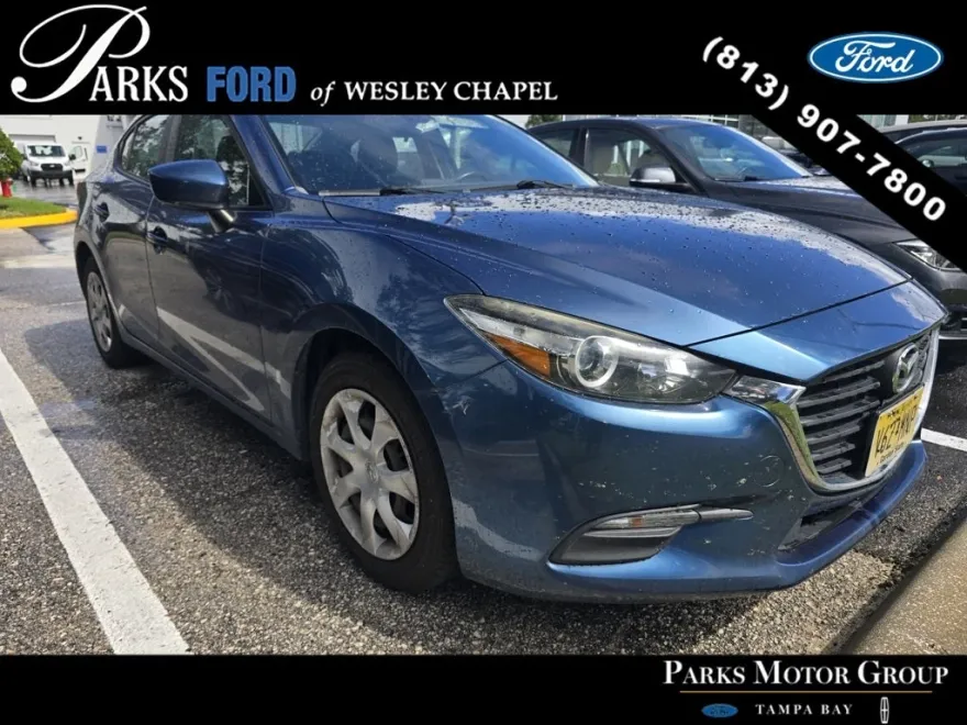 2017 Mazda Mazda3 Sport photo 1