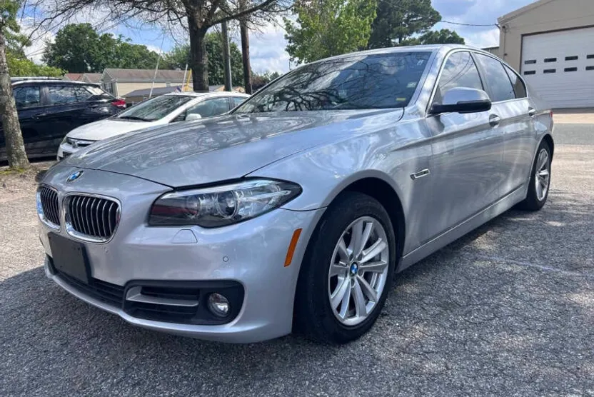 2016 Bmw 528i xDrive photo 1