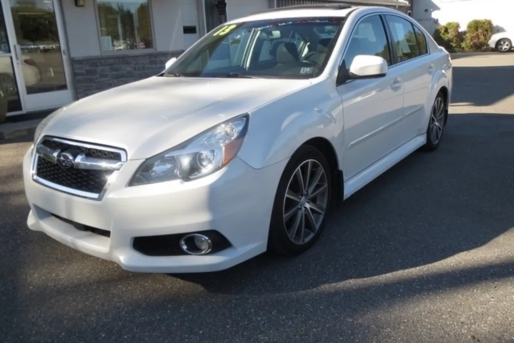 2013 Subaru Legacy 2.5i Sport photo 1